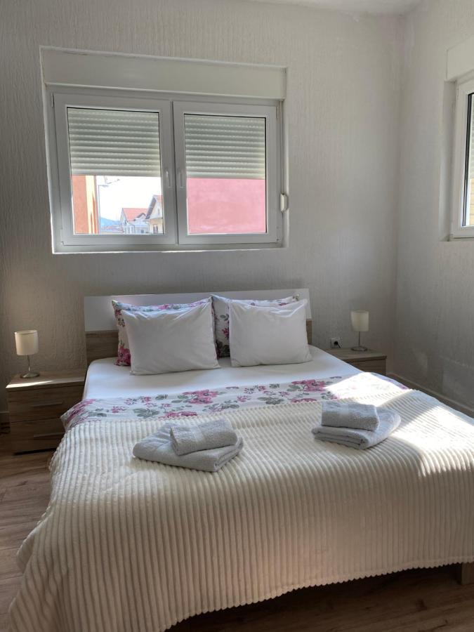 Apartman Studio Milojkovic โกลูบาค ภายนอก รูปภาพ